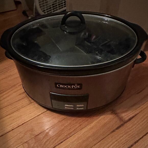 Crockpot - Picture 2 of 7